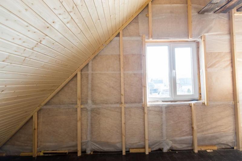 Isolation de toiture &agrave; Sainte-Maure-de-Touraine, les solutions d'un artisan qualifi&eacute;